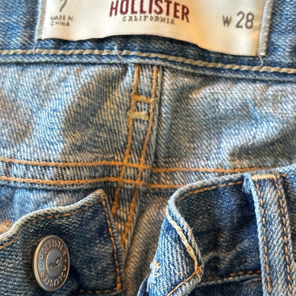 Hollister Medium Blue Ripped Skinny Jeans - Picture 6 of 16